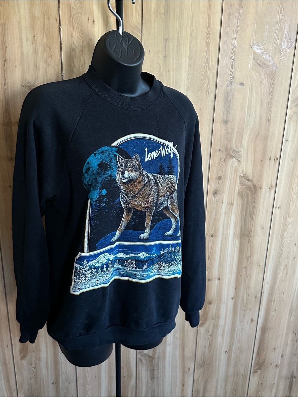 Black 'Lone Wolf' Graphic Crewneck Sweatshirt, Vintage Jerzees s/m, made in USA
